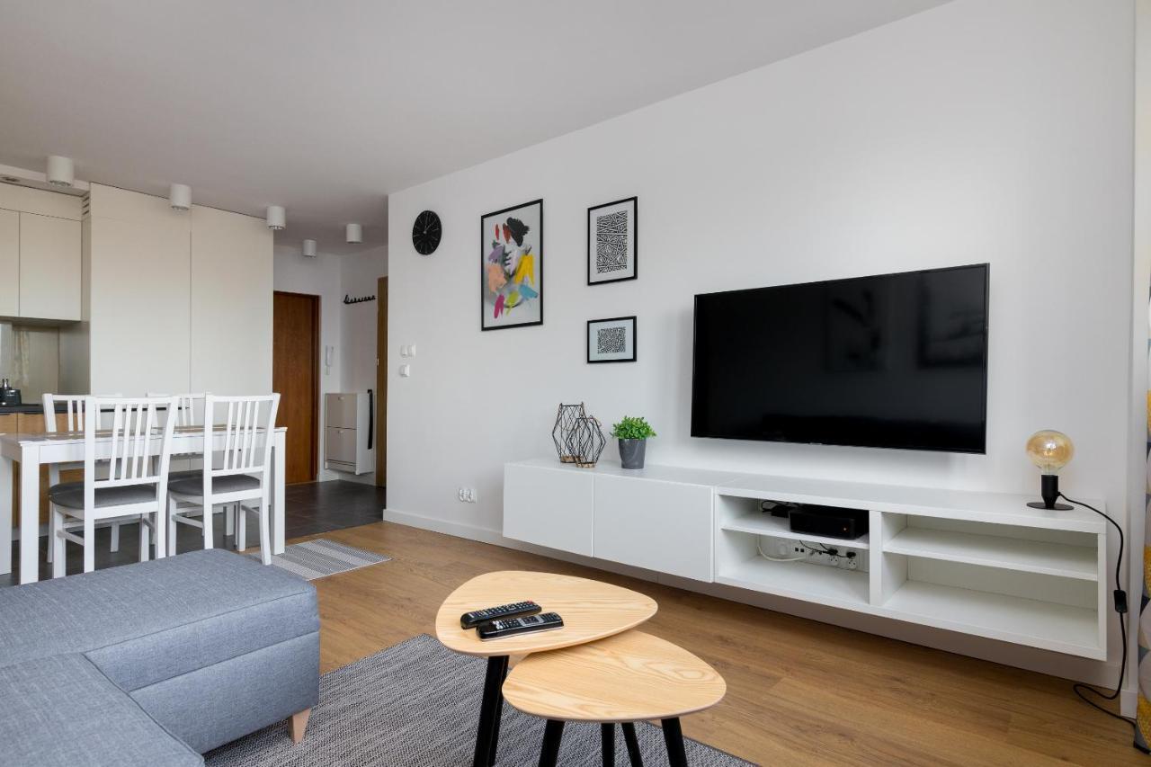 Ochota Homely Apartment 바르샤바 외부 사진